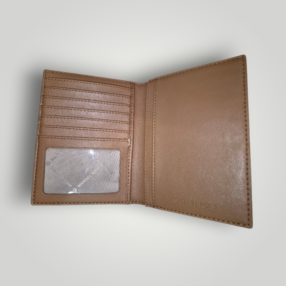 Michael Kors Passport Signature Brown Bi-Fold Card Holder - Picture 2 of 4